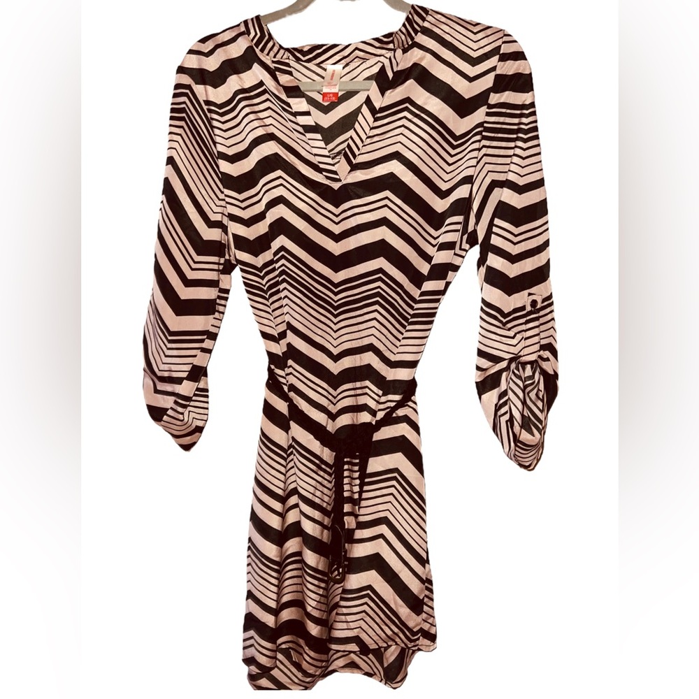 DRESS - No Boundaries - EUC - Size L 10-13